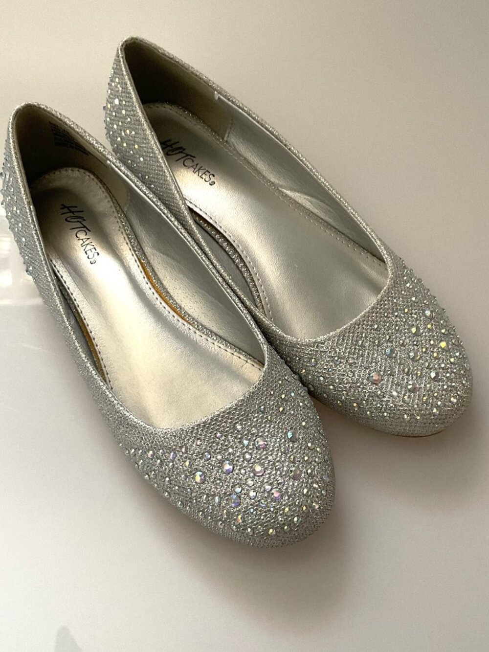 HOT CAKES SILVER RHINESTONE BALLET FLATS ORLEANS SPARKLY DRESS SHOES 7.5M